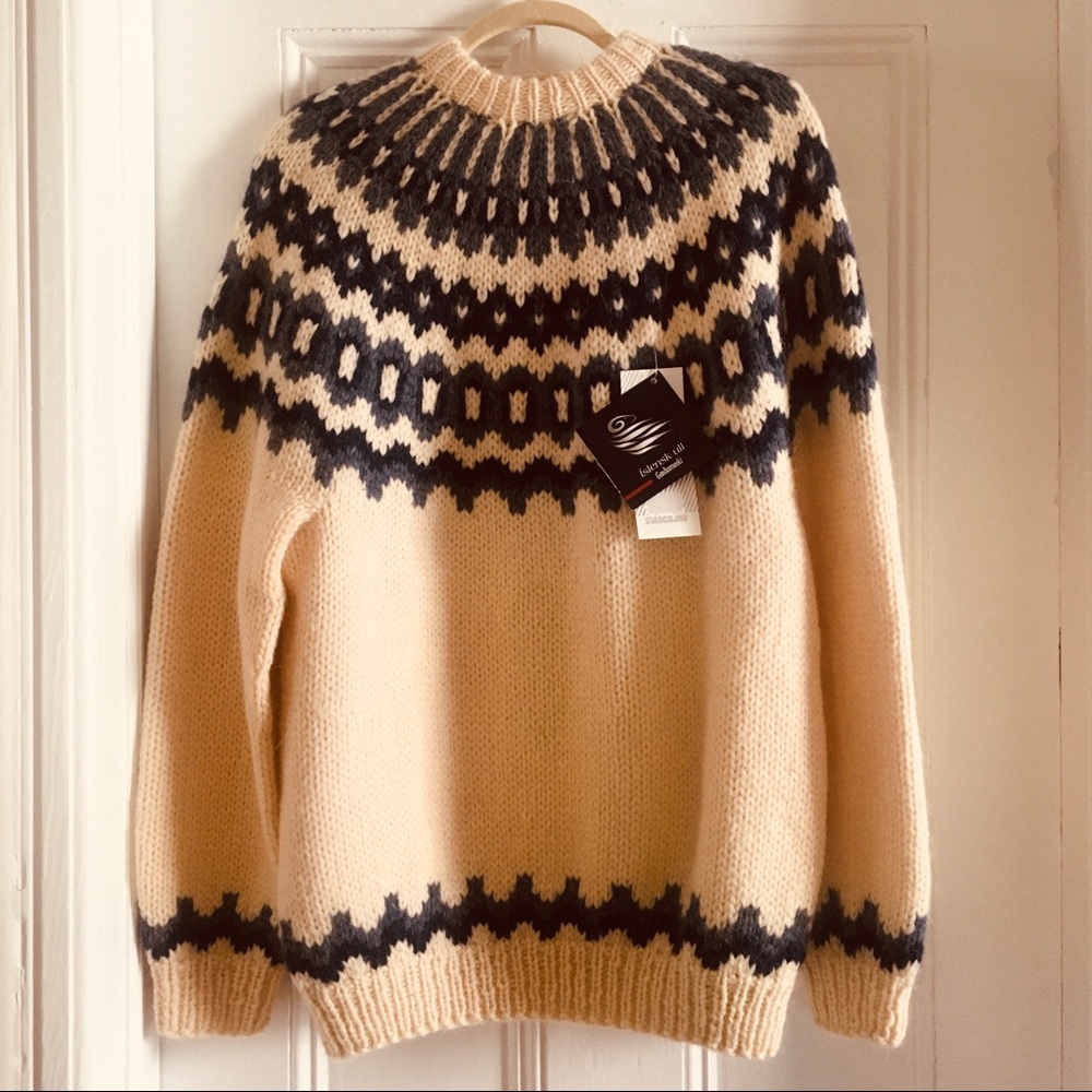 Handmade ivory/Blue Icelandic wool sweater sz M